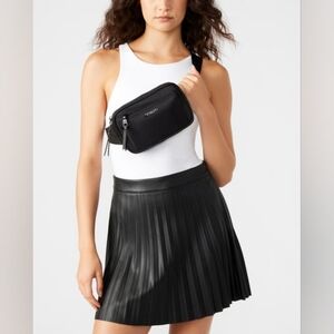 Steve Madden Belt Bag / Black